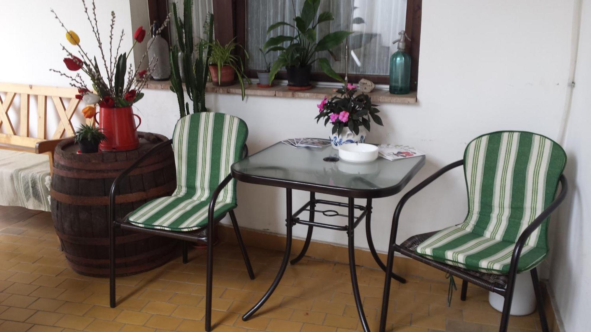 Eden Panzio Bed & Breakfast Eger Exterior photo